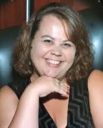 Gretchen Akers's Instagram, Twitter & Facebook