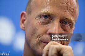 11 Airbus Group Nv Ceo Thomas Enders Speaks At Captains Of Industry Series  Stock Photos, High-Res Pictures, and Images