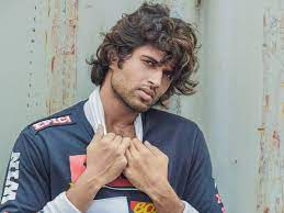 And a 3 minute long dance like no one's watching take. Vijay Deverakonda Latest Pic Vijay Devarakonda Calls His Latest Photo A Mess Fans Correct It To Hot Mess