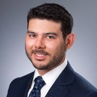 300+ perfiles de «Chris Baum»