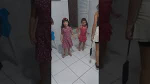 Novinhas dançando no banheiro de calcinha. Nina Dancando Nina Dancando Funk Brasil Viyoutube Com 13 333 Likes Incrivel Pouso Com Um Jumbo 747 Enquanto Meninas Bonitos Estao Dancando