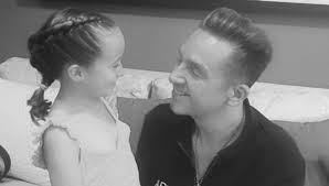 La hija de Daniel Bisogno celebra su cumpleaños tras la muerte del  conductor: "Una alegría que no tiene comparación"