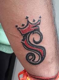 Whether you sport tattoos, want one, or just like looking, r29 has everything you need here. S Letter Tattoo Designs 20 Trending Tattoos In 2021