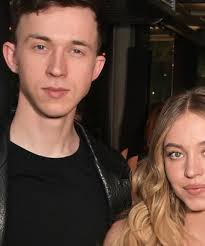 Mariah Carey's Unique Version of "All I Want for Christmas Is You"