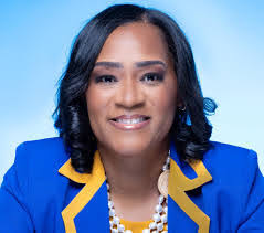 Sharron Barnes's Instagram, Twitter & Facebook