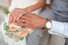 Take a look at these beautiful wedding pictures for inspiration and ideas. Free Stock Photo Of Couple Hands With Rings On Flower Bouquet Download Free Images And Free Illustrations