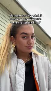 Eva Zarah Timo Uit Elkaar