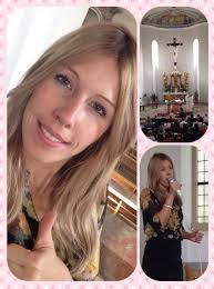 Julia Carl's Instagram, Twitter & Facebook