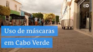 Cabo verde é um país muito focado no turismo e é nessa área que estão os alicerces da sua economia. Cabo Verde Uso De Mascaras Na Via Publica Cabo Verde Dw 11 08 2020