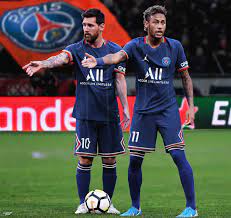 Neymar, messi e os jogadores do psg durante as férias. Zk9sdhgnisianm