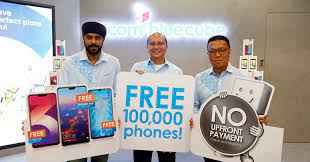 We tested the best, side by side. Celcom Is Raining Down 100 000 Free Smartphones For 101 Days Technave