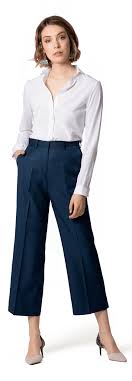 These wide leg linen pants have side pockets and elastic waistband, that allows comfortable fit. Pants And Trousers For Women Sumissura