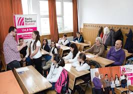 Audiții muzicale pentru elevii de gimnaziu și desene inspirate de muzică pentru elevii de clase primare. Documentar Radio Romania Muzical Un Post Aflat In Slujba Muzicii Lumii AgenÈ›ia De PresÄƒ Rador