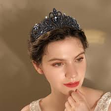 Amazon.com: JOYRUBY Black Crown Tiaras for Women, Black Swan Crown Elegant  Princess Crown Bride Tiara Crystal Crown for Women Tiaras for Girls Mermaid  ...