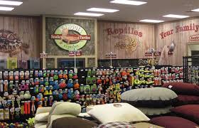 Fromm family foods artisan pet food and treats are sold through the following independent and locally owned pet supply stores in houston, texas. Pet Store Signage Google Search Pet Store Ideas Pet Store Pet Store Display