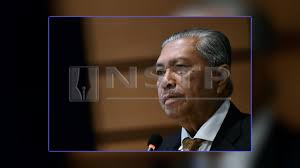 Ahmad sarji, 82, merupakan ketua setiausaha negara dari 1990 hingga 1996 ketika era pentadbiran perdana menteri keempat tun dr mahathir mohamad. Bagai Sirih Pulang Ke Gagang