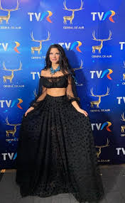 Generații | tiziano ferro, hot chocolate și steve vai au concertat. Sara Koell Gewinnt Bei Songcontest Romania 1 Preis Und Damit Goldenen Hirsch Osttirol Heute At