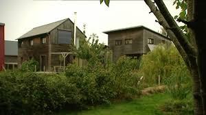 Des Habitations En Bois En Paille En Laine Minerale Toutes Ecolos L Eco Quartier De Hede Bazouges Au Nord De Rennes Fete Ses 10 Eco Quartier Quartier Eco