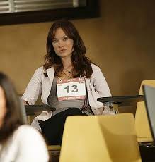 Olivia wilde 13 (on/off) (i.redd.it). Found On Bing From Gmortschaotica Blogspot Com Thirteen House Olivia Wilde House House Md