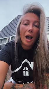 Kylie Thompson's Instagram, Twitter & Facebook