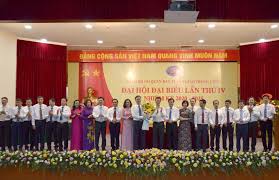 Nghệ sĩ hoài linh, trường giang, nhã phương, đại nghĩa. Ong Bui TrÆ°á»ng Giang Lam Bi ThÆ° Ä'áº£ng á»§y CÆ¡ Quan Ban Tuyen Giao TÆ°