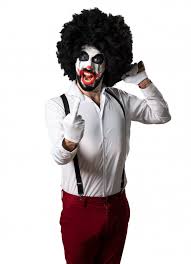 Scary creepy spooky horror killer clown clown night. Killer Clown Met Mes Maken Hoorn Gebaar Gratis Foto