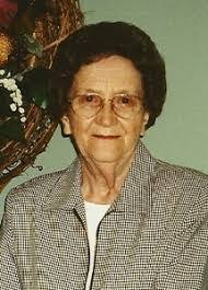 Susie Elmore's Instagram, Twitter & Facebook