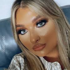 Holly Marks❥ (@holly_marksxo)