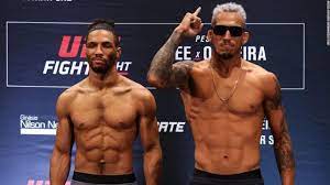 Charles oliveira da silva (born october 17, 1989) is a brazilian professional mixed martial artist. Charlz Olivejra Kevin Li Charles Oliveira Taps Out Kevin Lee With Nasty Guillotine Choke In Ufc Brasilia Main Event Mma Fighting Kevin Lee Sub Wins 8 Decisions Wins 7 Rost