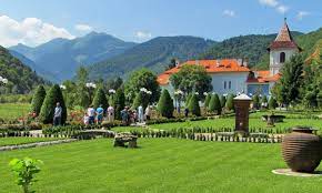 Best spa resorts in sambata de sus on tripadvisor: MÄƒnÄƒstirea SambÄƒta De Sus Paradisul Pe PÄƒmant Coltisor De Romania