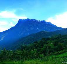 Pastinya anda ingin megambil gambar kenangan terbaik, maka di sinilah tempat yang paling sesuai. Pemandangan Gunung Kinabalu Megah Menjulang Langit Yang Mengagumkan Gambar Gambar