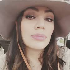 How to remove black algae from pool plaster?