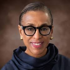 Erica Mccallum's Instagram, Twitter & Facebook