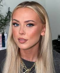 Taylor Burris MUA + Hair Stylist (@taylornicoleburrismua) • Instagram  photos and videos