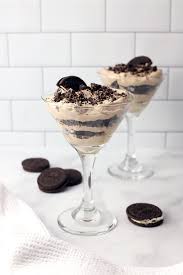 Cover your dessert with chocolate on tap. Baileys Whipped Chocolate Parfaits The Toasty Kitchen
