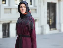 Tekbir Giyim Simdi Cok Daha Genc Ve Dinamik Moda Stilleri Musluman Modasi Giyim