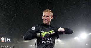 5 november at 05:40 ·. Peter Schmeichel Praises Son Kasper After Reaching Landmark With Clean Sheet In Leicester S 9 0 Win Daily Mail Online