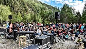 Festival évolutif qui se développe à travers divers lieux historiques et culturels, alpages, lieux dits et. Palp Festival 2019 Festivaly Eu