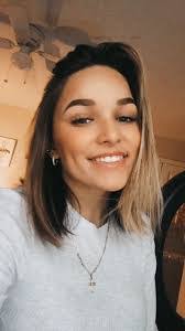 Sophia Foley's Instagram, Twitter & Facebook