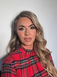 Cassie Stark (@cassie_f_stark) • Instagram photos and videos