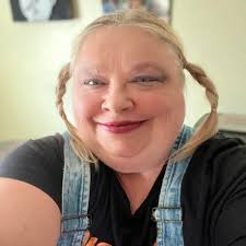 2 BUDS BBQ Food Truck And Catering