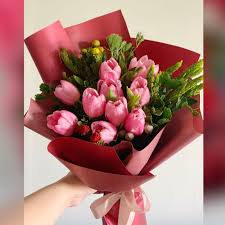 Try our dedicated shopping experience. Valentine S Tulips Bouquet Flowers Cheap Flowers Fresh Florist Delivery Gardening Flowers Bouquets On Carousell