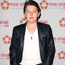 Frankie jonas is a young american actor known for appearing in the popular japanese animated film 'ponyo.' he also gained fame for his recurring role in the television series 'jonas l.a.' the youngest. Frankie Jonas Bio Age Height Net Worth College Brothers Legit Ng