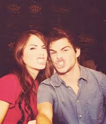 Ya pasaron 13 años desde que peter lanzani y lali espósito grabaron por primera vez «casi ángeles«. Info De Peter Lanzani E Lali Esposito Brasil Facebook