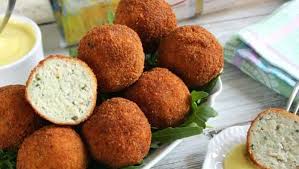 Dozele mari de semințe de pătrunjel pot fi toxice; ChifteluÈe FÄrÄ Carne Èi Ou ReÈetÄ De Post Cu Orez Èi Cartofi