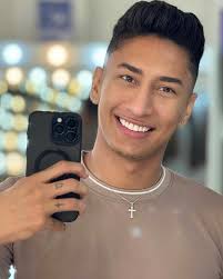 Vinicio Diaz (@smallsvin_) • Instagram photos and videos