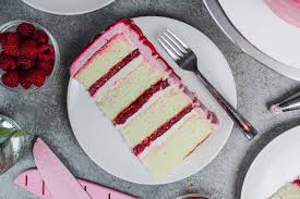 These deceptively simple cake filling suggestions and recipes will elevate your cakes from ordinary to dark chocolate marshmallow cake with raspberry buttercream is a delicious combination for a baby shower, birthday party, and perfect. White Chocolate Raspberry Cake Delicious Recipe From Scratch
