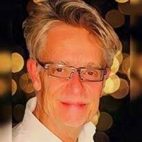 Lee Hardison's Instagram, Twitter & Facebook