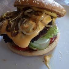 Hamburger De Luxe Von Xen Chefkoch Rezept In 2020 Rezepte Hamburger Ideen Einfache Gerichte
