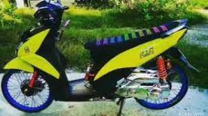 Modifikasi motor matic dari semua jenis motor matic yang ada dipasaran seperti motor matic beat, vario, mio, mio soul, mio sporty, nex, skywave dan sedangkan untuk modifikasi motor matic dari yamaha sendiri yang paling favorit adalah yamaha mio sporty. Modifikasi Mio Gt Simpel Tapi Keren Youtube
